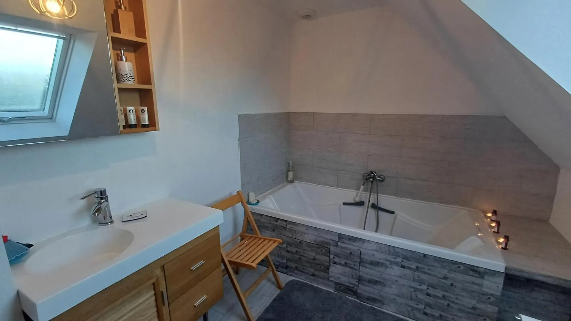 Holiday home Maison Le Colety Locmaria